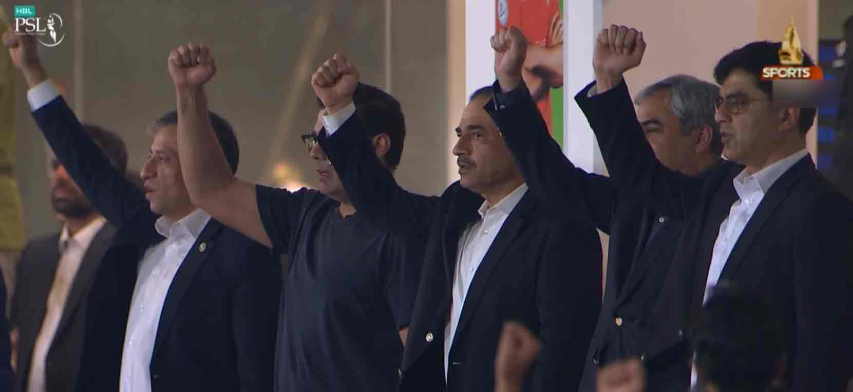 Army Chief reaches Rawalpindi Stadium to watch PSL match