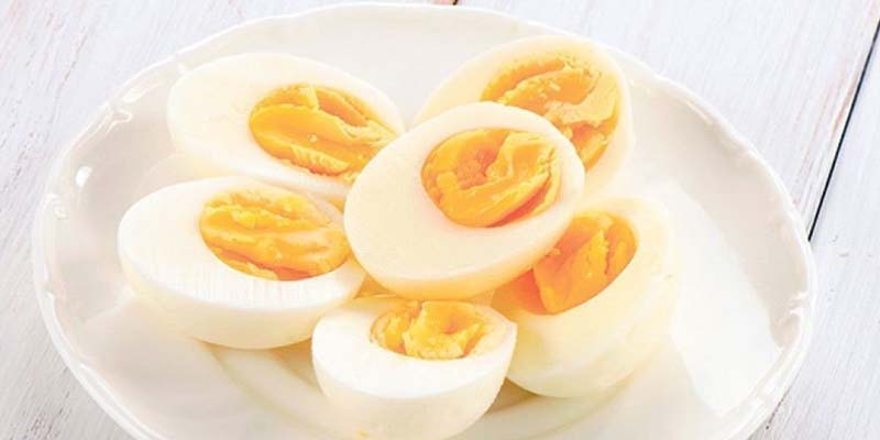 Is it really harmful to eat eggs in summer