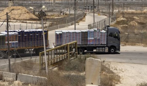 Israel allows aid trucks to enter Gaza