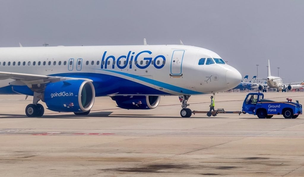 Pakistan Extends Airspace Ban on Indian Flights