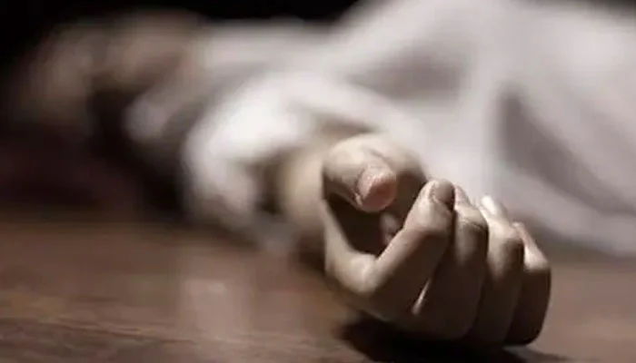 Quarrel over first wife; husband kills second wife