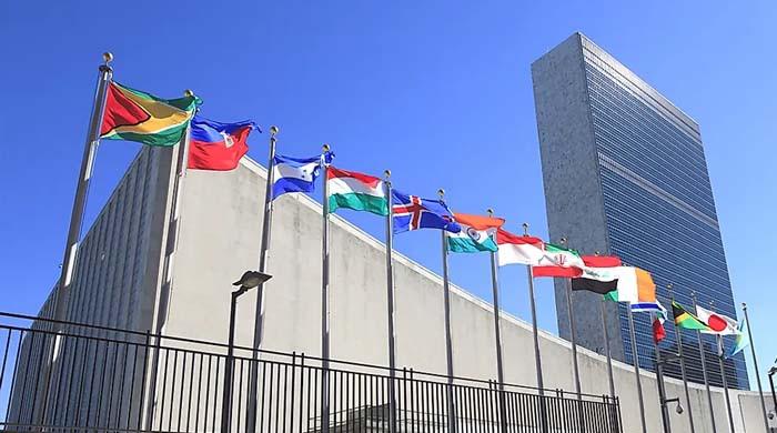 Pakistan and India to exercise restraint