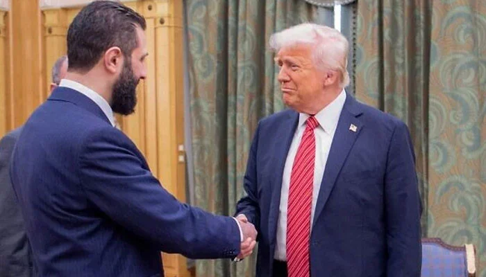 US formally lifts sanctions on Syria