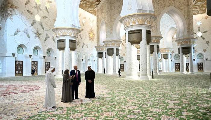 US President Donald Trump visits Sheikh Zayed Grand Mosque in Abu Dhabi