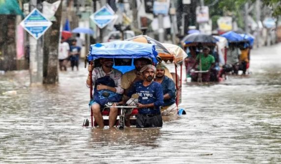 32 people killed in floods and landslides in India's