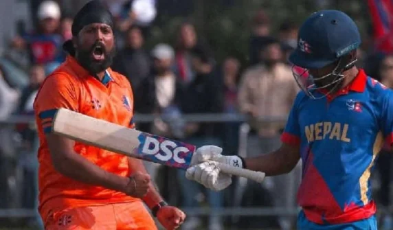 A unique incident in a cricket match