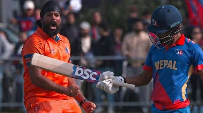 A unique incident in a cricket match