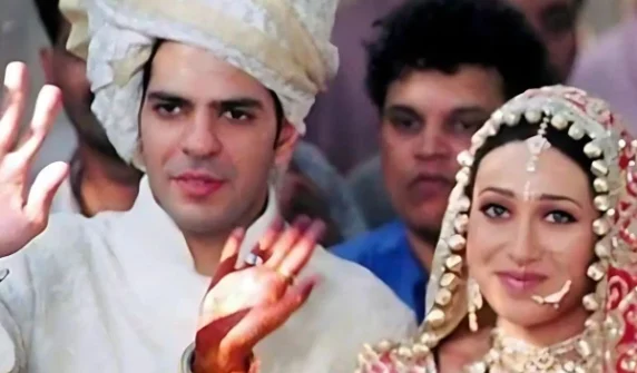 Karisma Kapoor's ex-husband dies