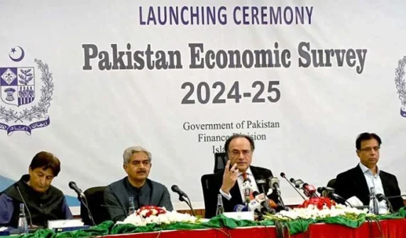 Pakistan's debt increases by 6.7% to exceed Rs 7.6 trillion