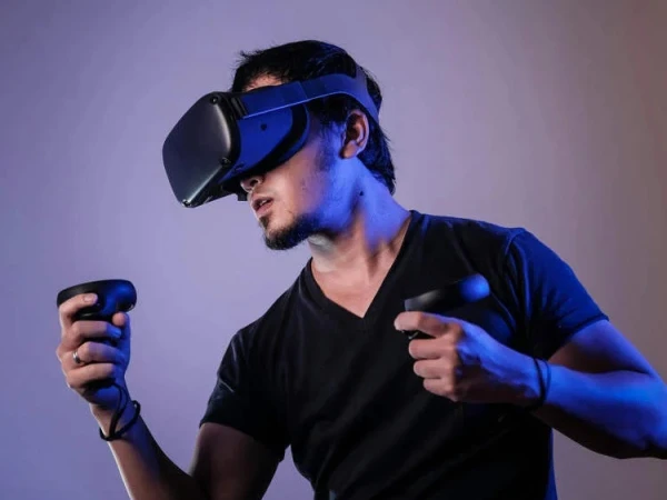 Playing this game improves your eyesight