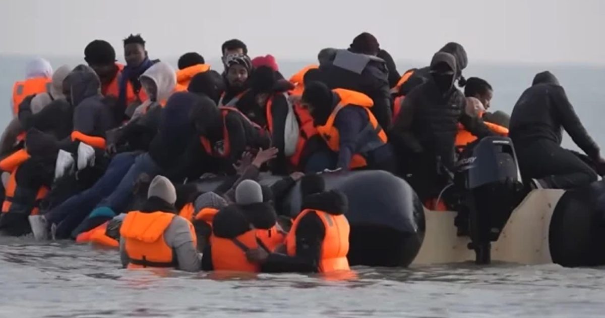 Record number of over 1,100 refugees arriving in Britain