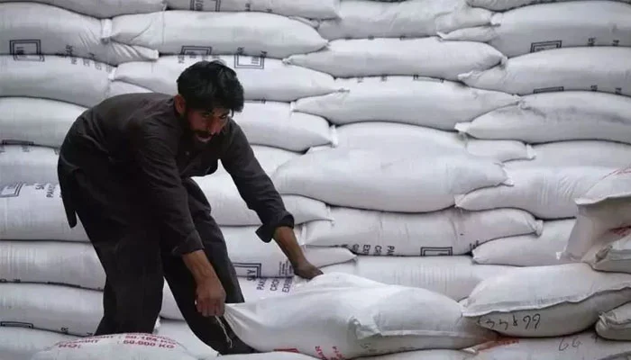 import 500,000 tons of sugar