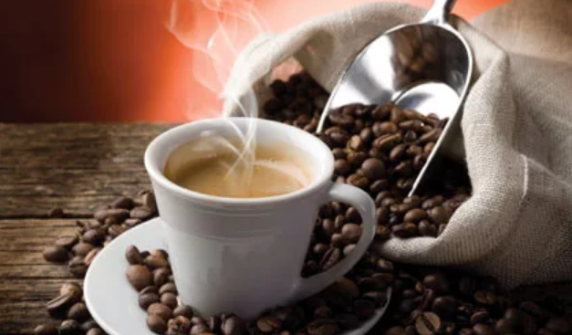 Can coffee consumption increase resistance to antibiotics in bacteria?