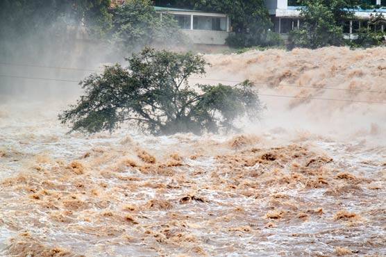 High level of flooding feared at Chashma in Indus River