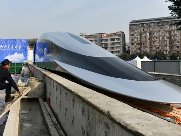 How fast is China's Meglev train