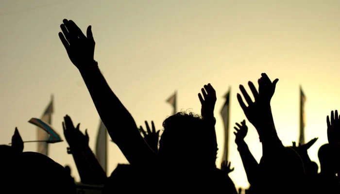 Protest over lack of water and electricity supply in Punjab Colony ends