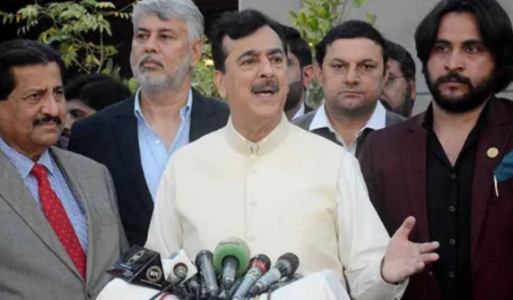 Talks about the president's change or health are just rumors: Yousuf Raza Gilani