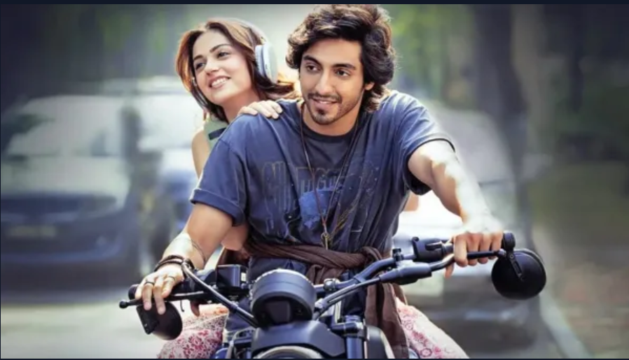 The film 'Siyara' broke all box office records.