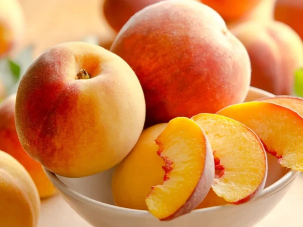 Which fruit is known to keep the skin youthful