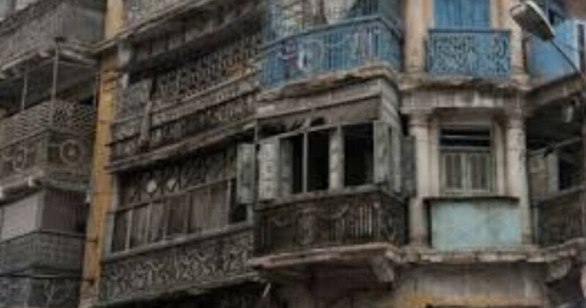 dilapidated buildings in Rawalpindi declared dangerous
