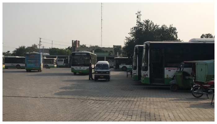 18 vehicles of transport companies charging high fares detained in police stations