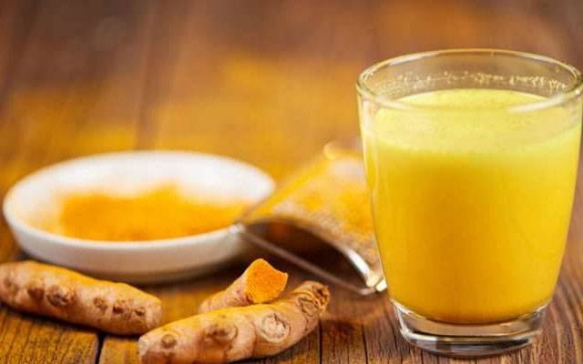 Amazing benefits of turmeric milk