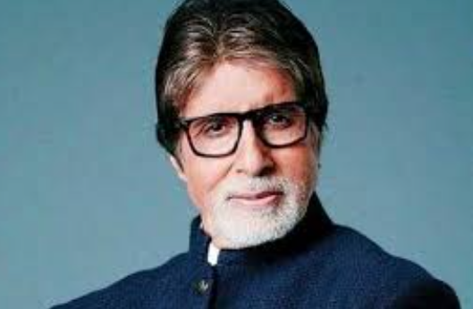 Amitabh Bachchan shares memorable experience of taking parents to a restaurant with his first earnings