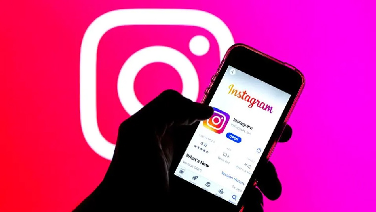 Instagram introduces 'repost' feature
