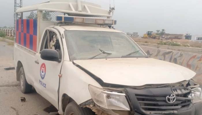 KP Terrorists attack 10 locations in 3 days, 5 officials martyred