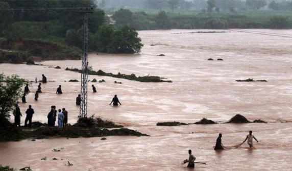 Most of Mandi Bahauddin area under flood