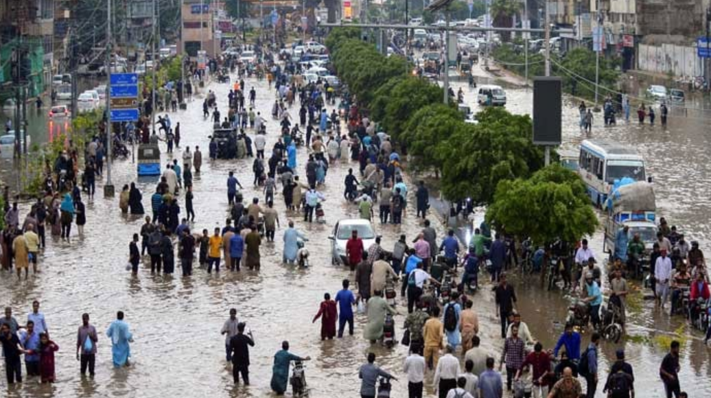 NDMA issues new rain alert, warns of urban flooding in Karachi