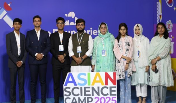 Pakistani students bring glory to the country by winning two gold and one silver medals