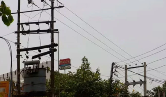 Power outage in many areas due to rain in Karachi