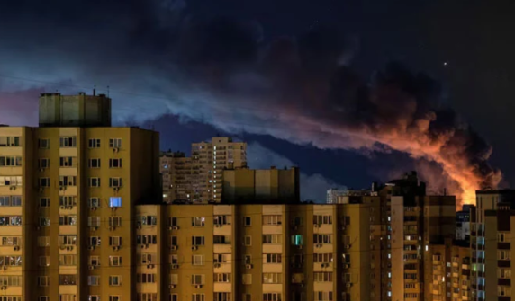 Russia's drone and missile attack on Kyiv late at night, 10 people killed