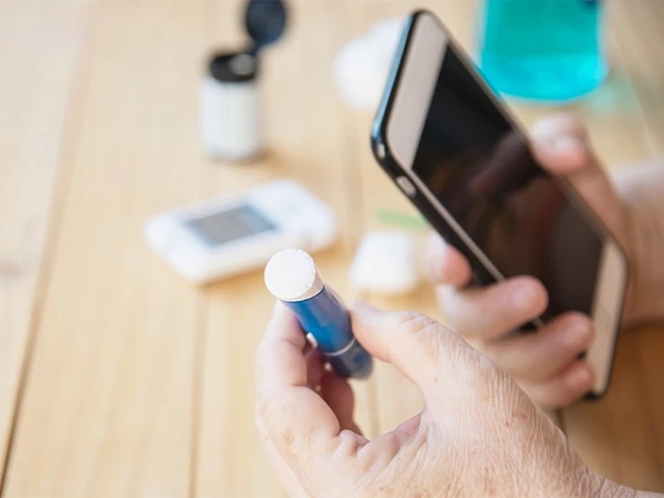 Smartphone test developed to diagnose diabetes in 10 minutes