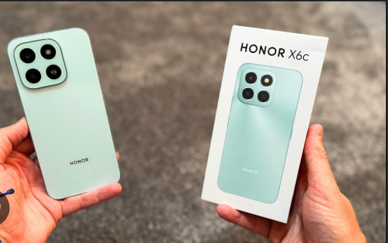 Unboxing of the Honor X6c box