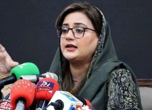 Uzma Bukhari says Aleema Khan has become addicted to lying like her brother