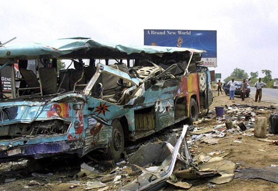 19 killed in wedding bus accident in Nigeria