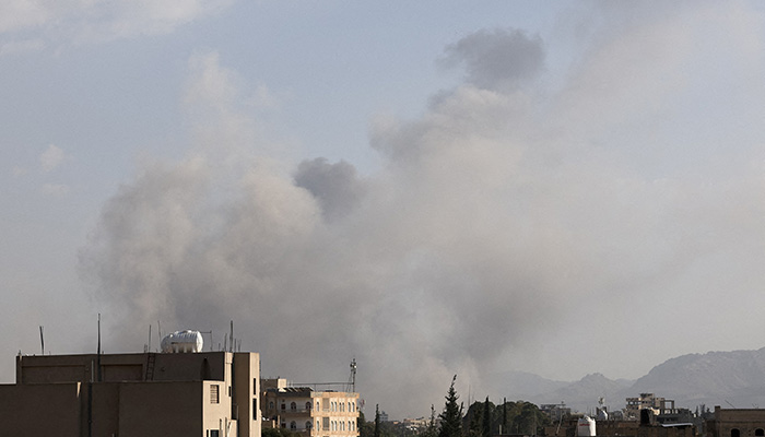 Israeli army launches heavy bombardment of Yemeni capital Sanaa
