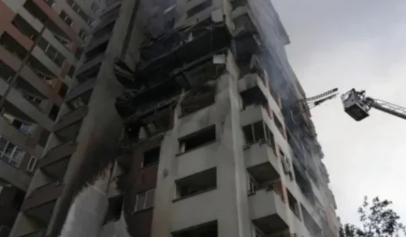 6 killed in gas explosion in residential building