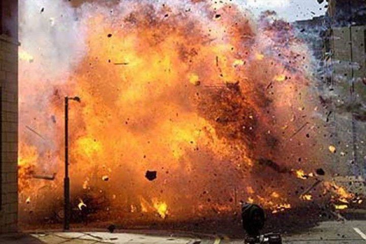 Explosion at border taxi stand