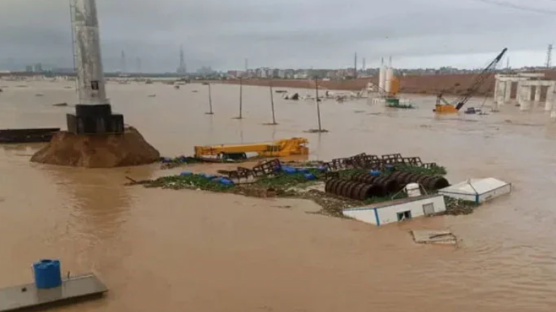 Flood situation in Karachi, Prime Minister's notice to summon army