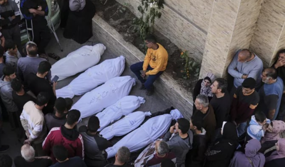 Gaza: 17 Palestinians martyred in Israeli attack