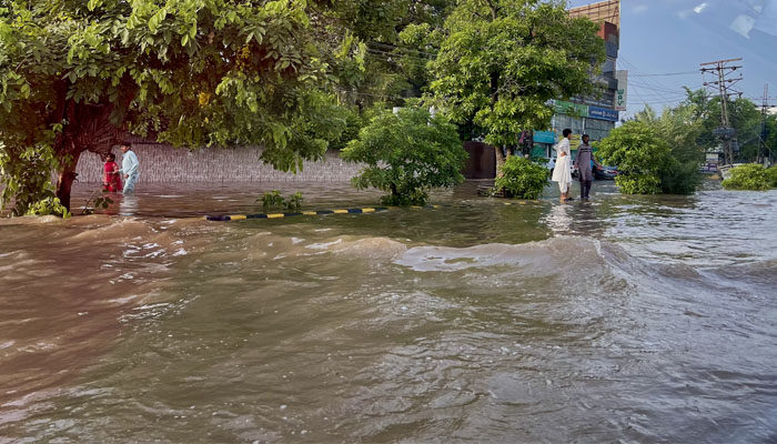 Large flood in Nowshera Feroze