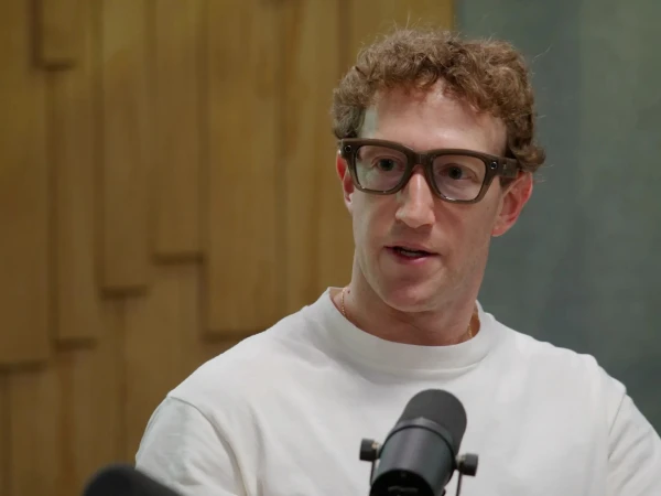 Mark Zuckerberg sues Facebook founder