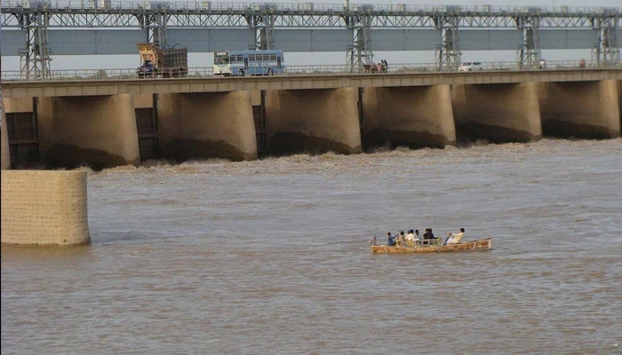 Moderate flood at Kotri Barrage