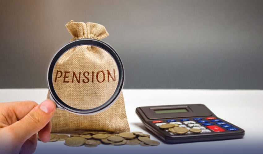 Old pension system restored for government employees