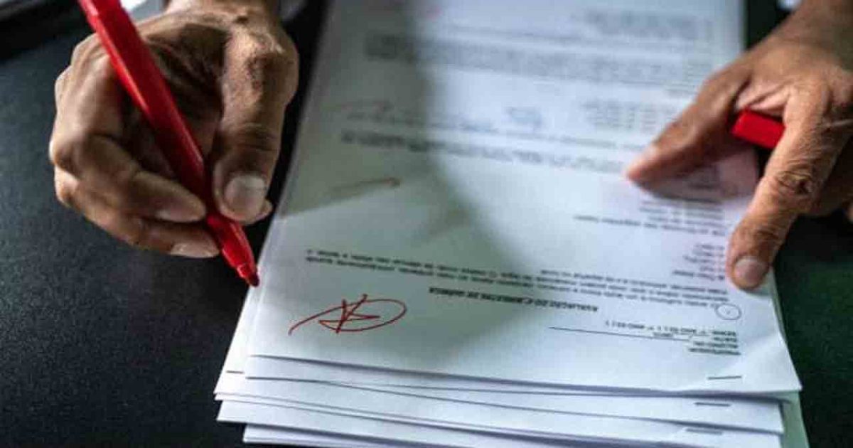 Teachers who mark insurance test papers are deprived of compensation