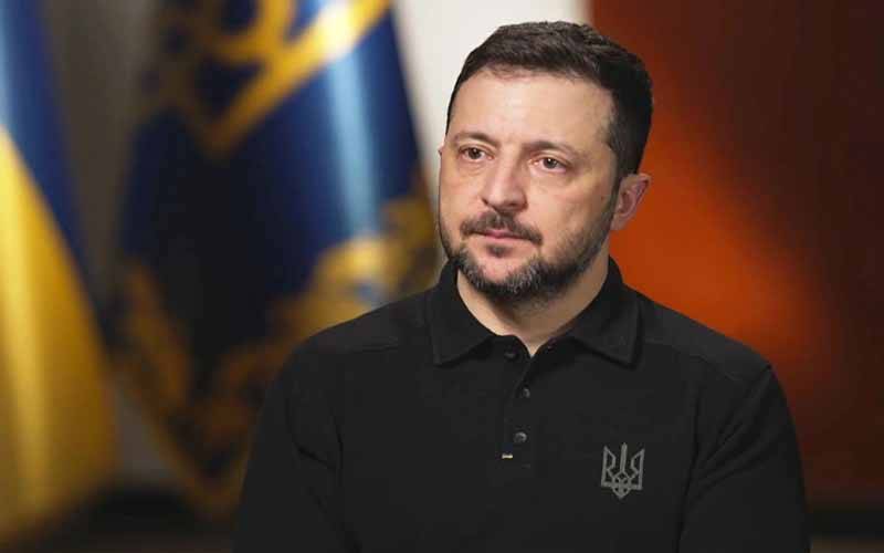 Ukrainian president offers to step down if war ends