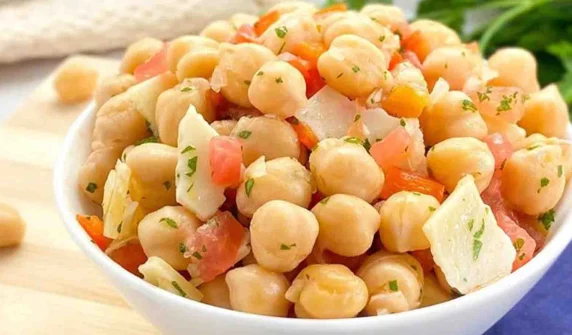 White chickpeas help balance hormones in women